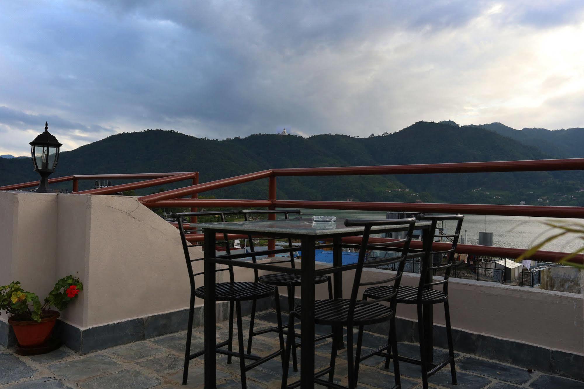 Hotel Pancharatna Pokhara Eksteriør bilde